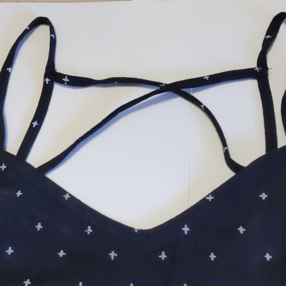 BOGO Universal Thread camisole tank top - Picture 4 of 5
